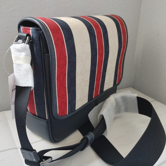 Coach Thompson Signature Small Map Bag with Stripes Midnight with Red NWT $378. - Picture 3 of 4